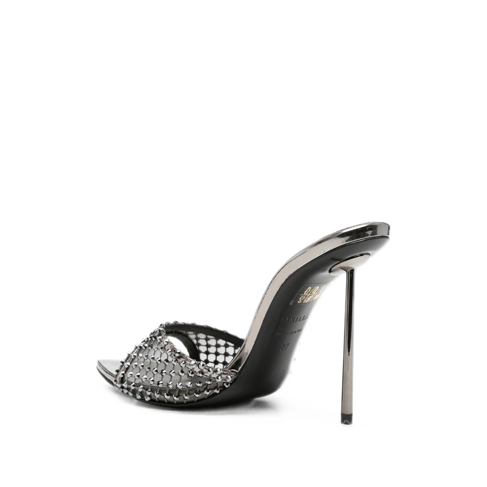 Le Silla stiletto pumps in silver fabric — rear view | La Parisienne Qatar
