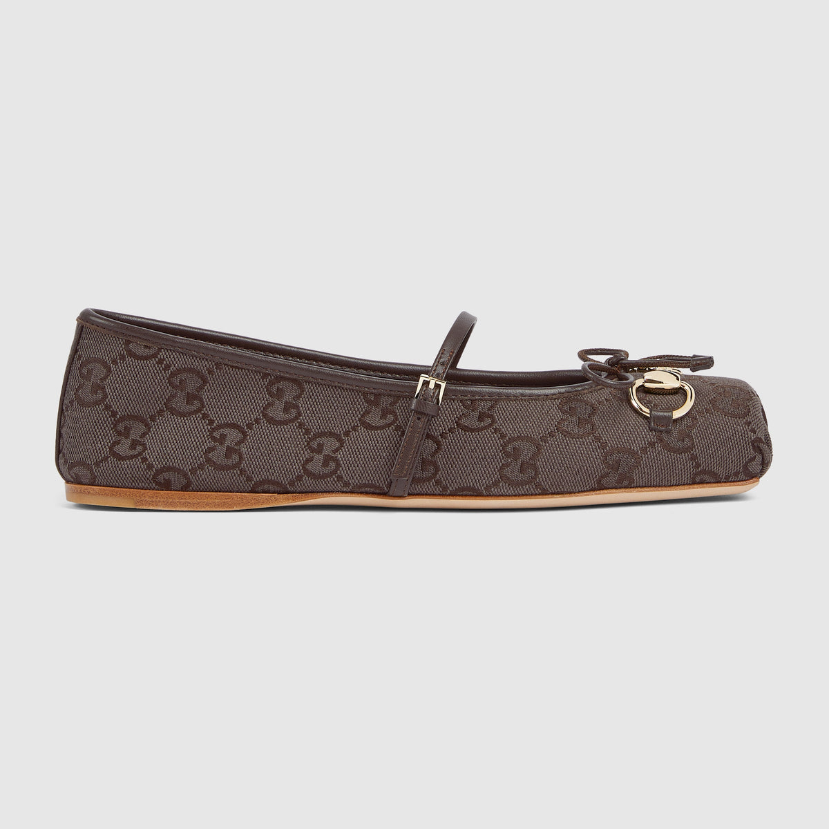 حذاء باليرينا من Gucci، قماش GG بني داكن