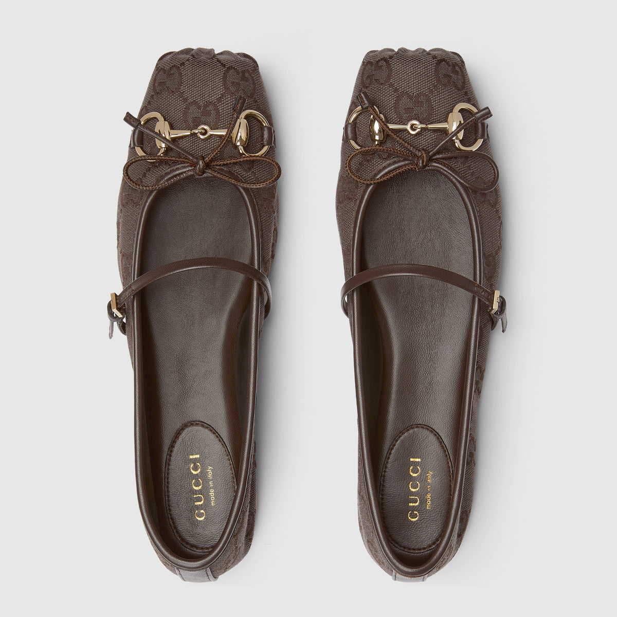 حذاء باليرينا من Gucci، قماش GG بني داكن