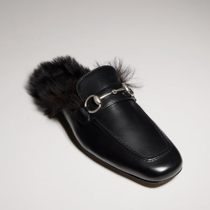 حذاء ميول Casanova من Gucci، جلد أسود