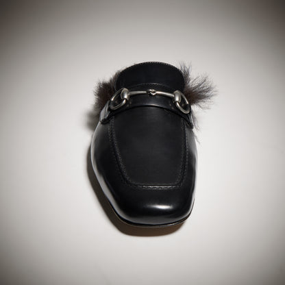 حذاء ميول Casanova من Gucci، جلد أسود