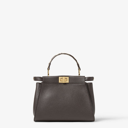 حقيبة Peekaboo صغيرة من Fendi، جلد أسود أبنوسي
