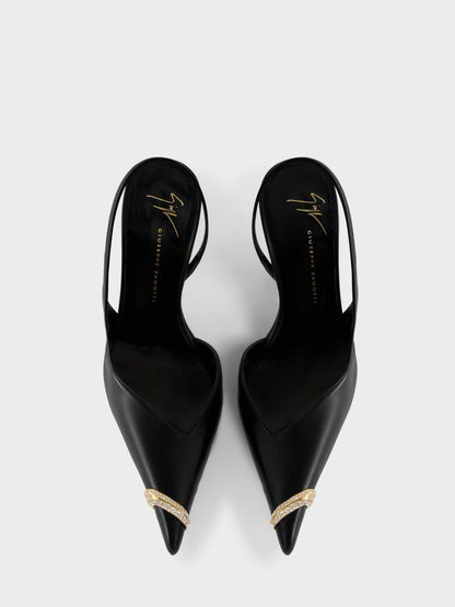 حذاء من Giuseppe Zanotti، ساتان أسود مرصّع بأحجار الراين