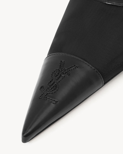 حذاء من Saint Laurent، جلد عجل وبولياميد أسود
