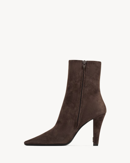 بوت كاحل Jill من Saint Laurent، جلد عجل سويدي بني