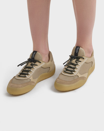 حذاء رياضي Speedrock من Prada، قماش شبكي وجلد بلون صحراوي