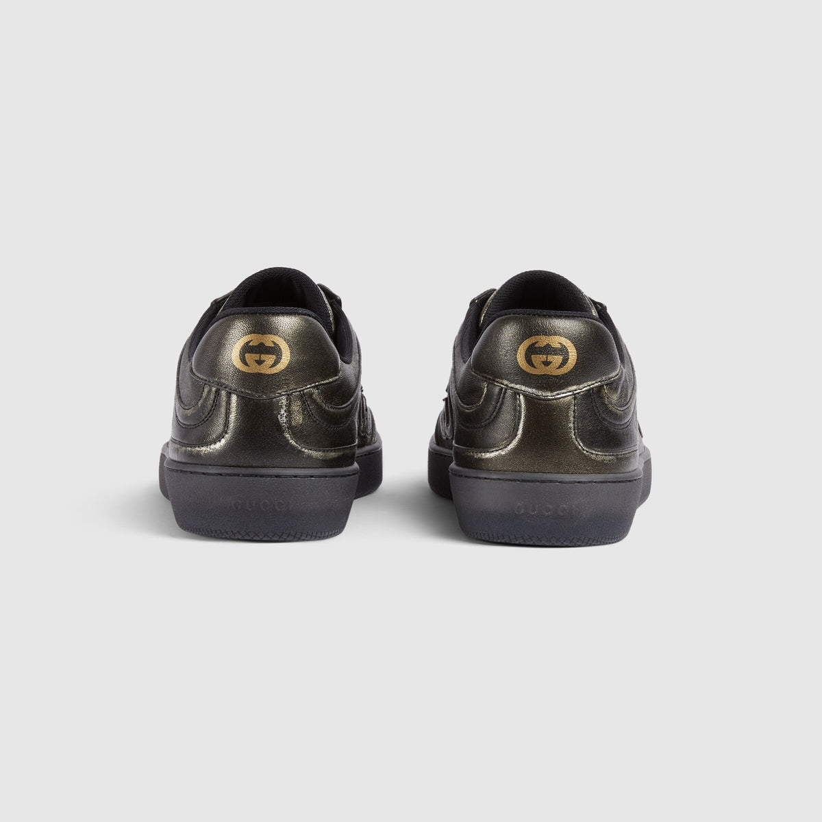 حذاء رياضي G75 من Gucci، جلد أسود