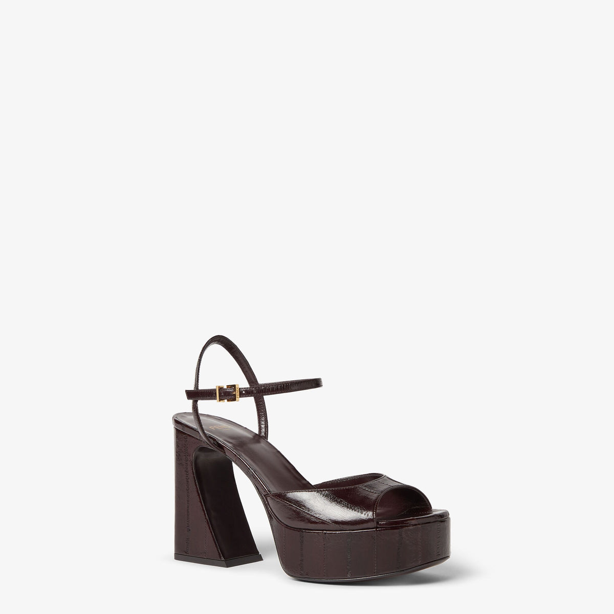 صندل بلاتفورم من Fendi، جلد هاغفيش بني