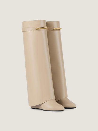 بوت بكعب ويدج من Givenchy، جلد عجل بيج