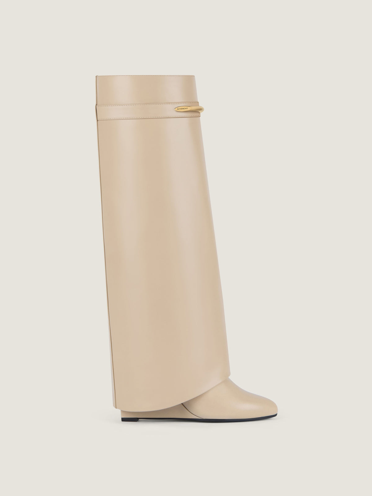 بوت بكعب ويدج من Givenchy، جلد عجل بيج
