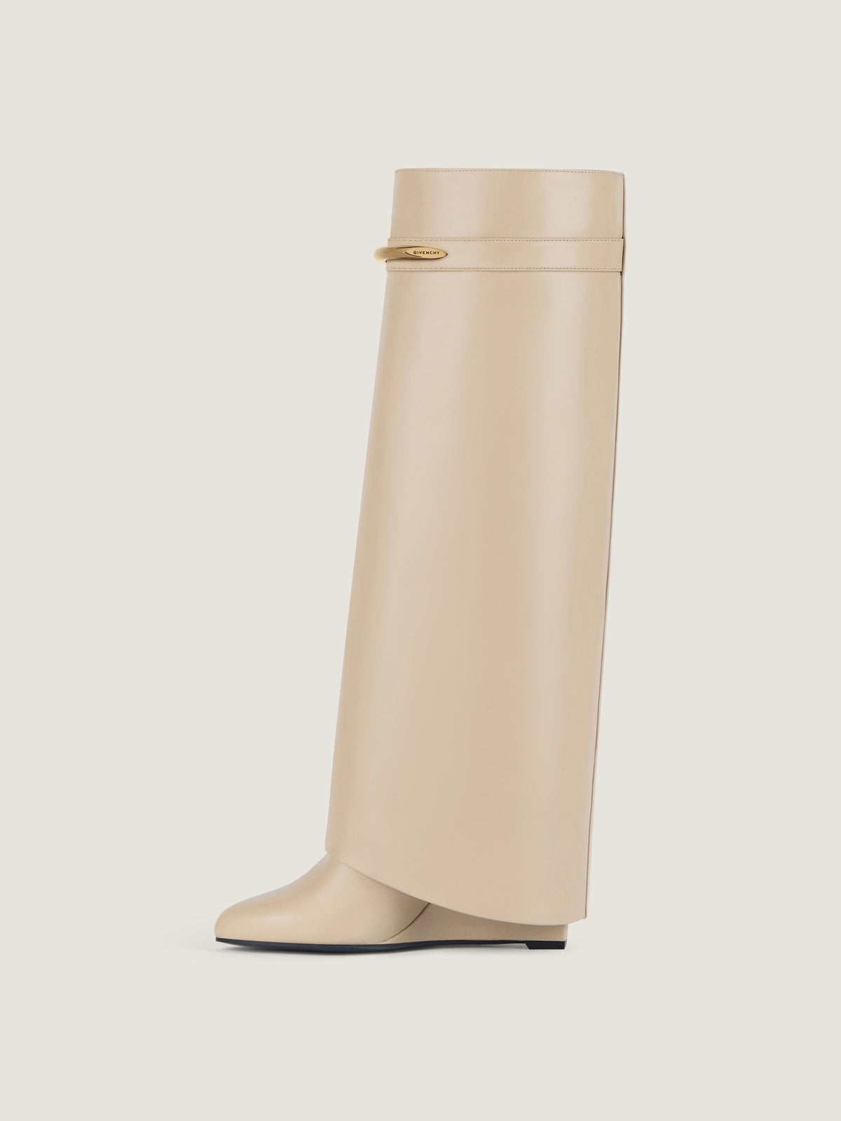 بوت بكعب ويدج من Givenchy، جلد عجل بيج