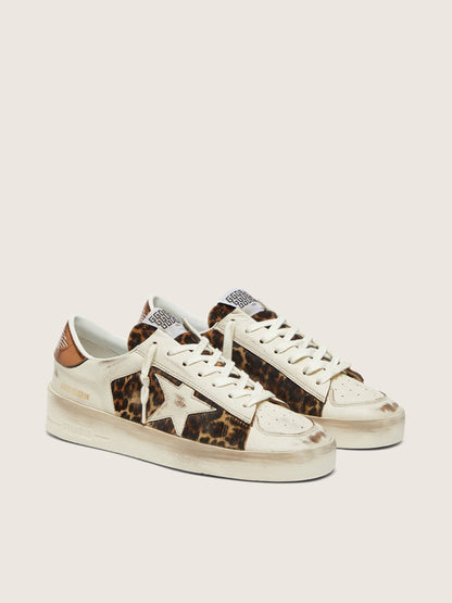 حذاء رياضي Stardan من Golden Goose، جلد أبيض وجلد مهر بنقشة النمر