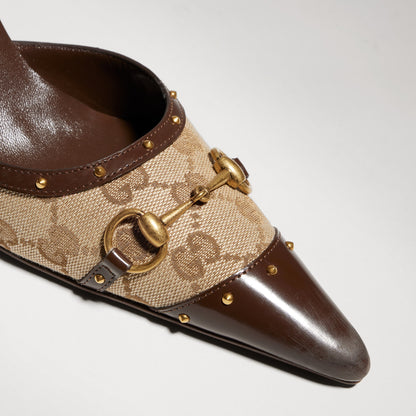 حذاء بكعب Boulevard من Gucci، قماش GG بيج وبني