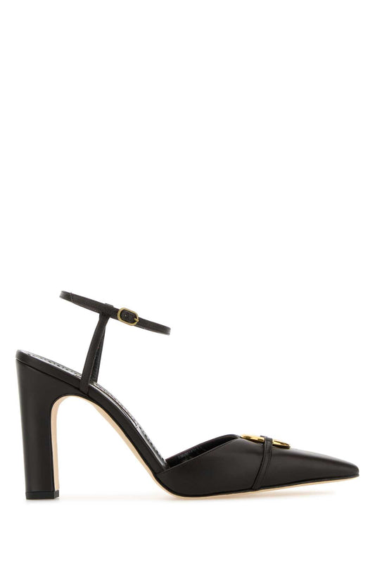 MANOLO BLAHNIK