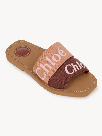 خف بشريط الشعار من Chloé، كتان بني ووردي