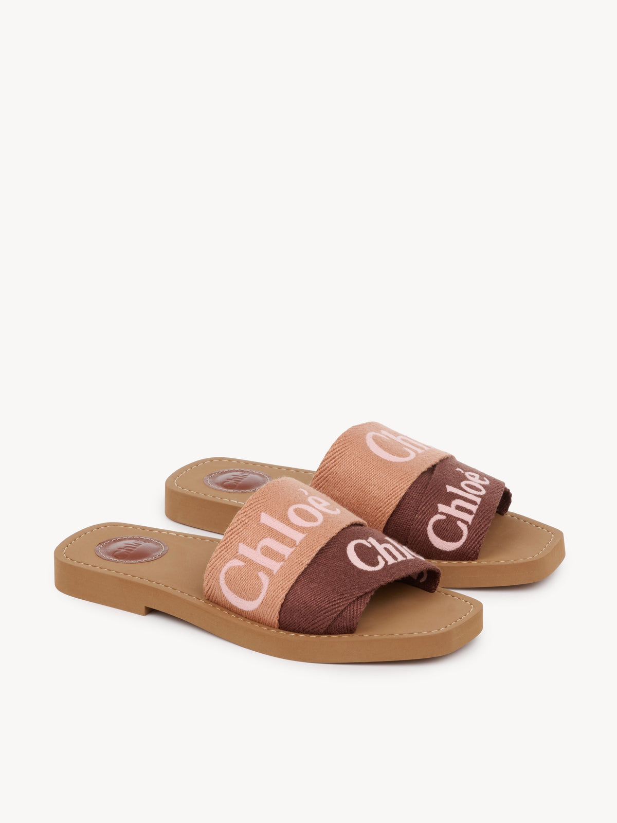 خف بشريط الشعار من Chloé، كتان بني ووردي