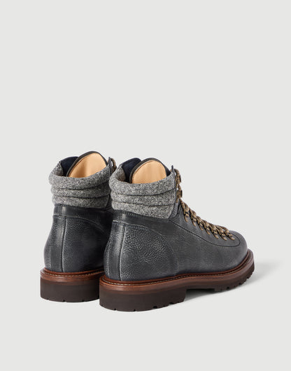 بوت برباط من Brunello Cucinelli، جلد عجل أزرق