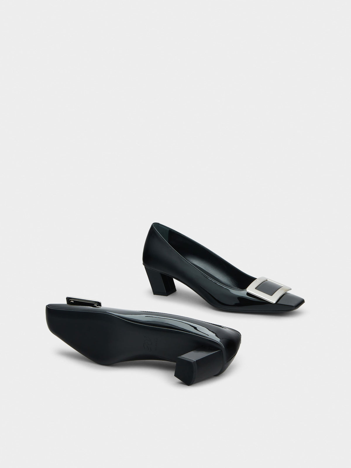 حذاء بكعب Belle Vivier من Roger Vivier، جلد لامع مصقول