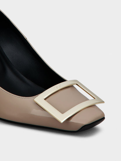 حذاء بكعب Trompette من Roger Vivier، جلد لامع بيج