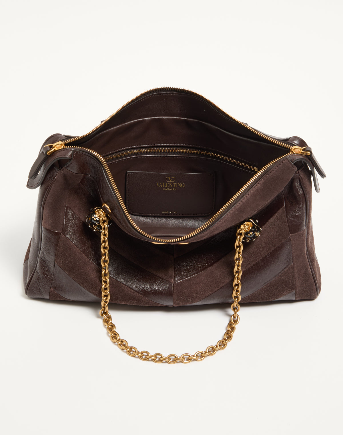 حقيبة كتف VLogo Signature من Valentino Garavani، جلد نابا بني