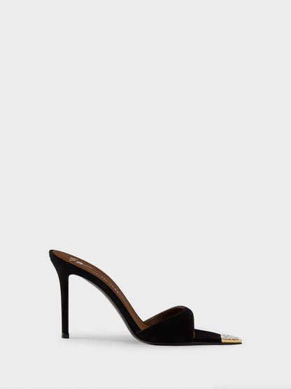 حذاء بكعب عالٍ من Giuseppe Zanotti، شامواه عجل أسود
