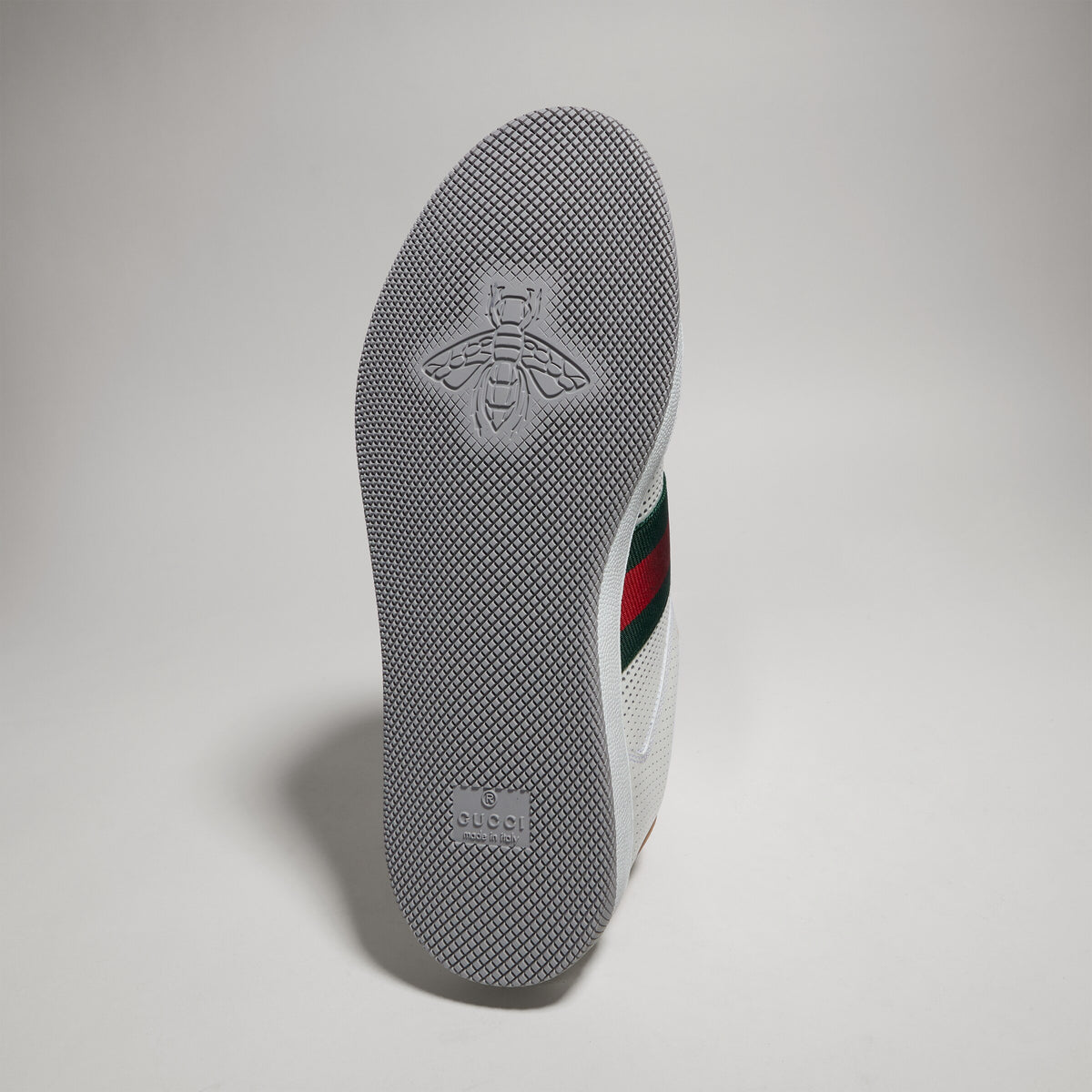 حذاء رياضي من Gucci، جلد عجل أسود