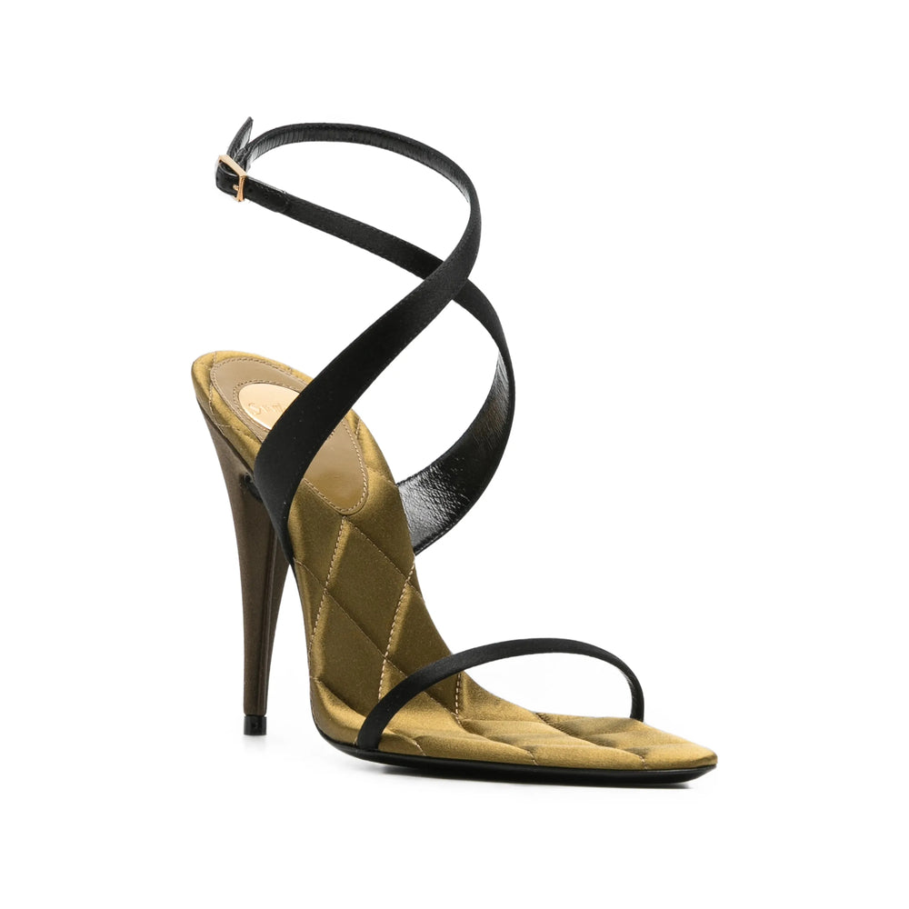 حذاء بكعب من Saint Laurent، ساتان أسود