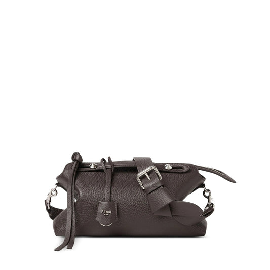 حذاء Fendi، جلد عجل بني