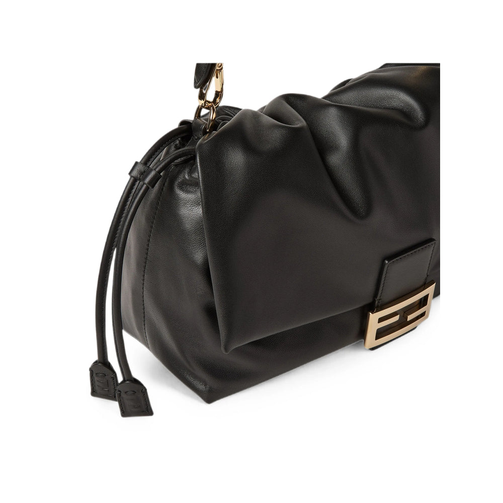 حقيبة كتف Baguette Soft Large من Fendi، جلد أسود