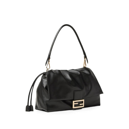 حقيبة كتف Baguette Soft Large من Fendi، جلد أسود