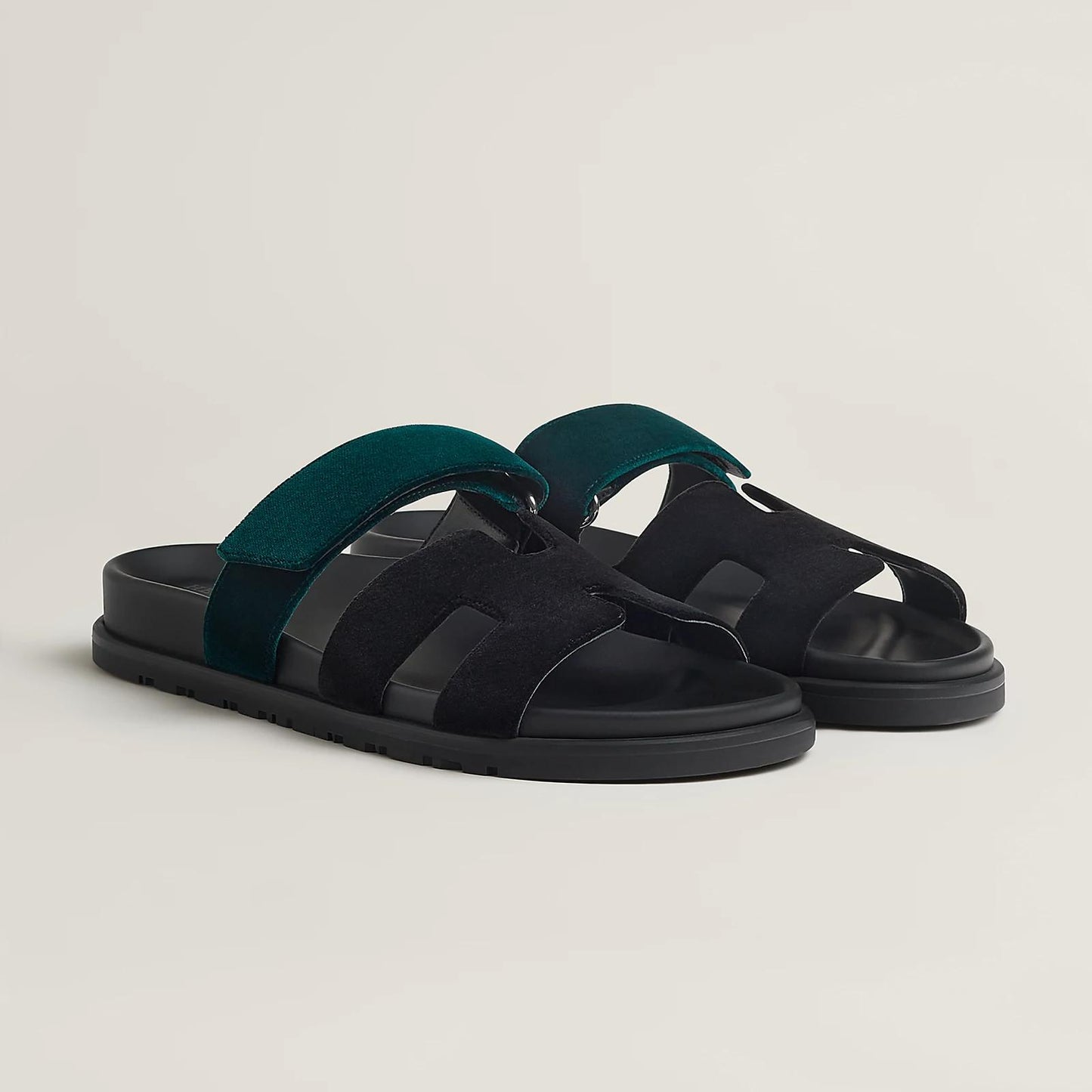 HERMES CHYPRE SANDAL- BLACK /GREEN MOUSSE