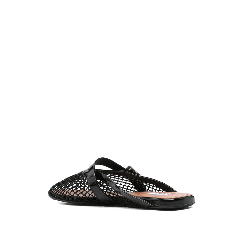 Alaïa Sneakers in black calf leather — detail view | La Parisienne Qatar