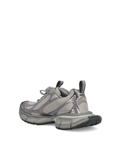 Balenciaga 3XL grey distressed mesh sneaker — detail view | La Parisienne Qatar