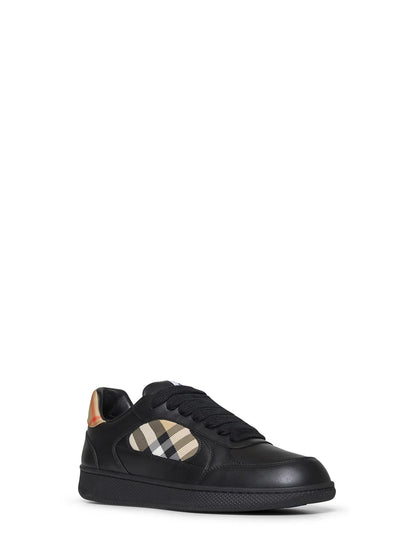 Burberry trainers in calf grain leather — detail view | La Parisienne Qatar