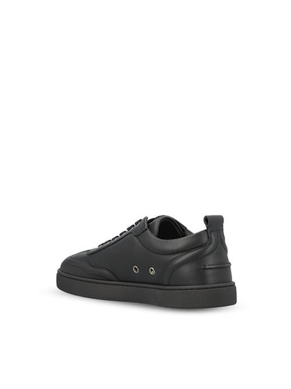 Christian Louboutin Retero sneakers in black calfskin — detail view | La Parisienne Qatar
