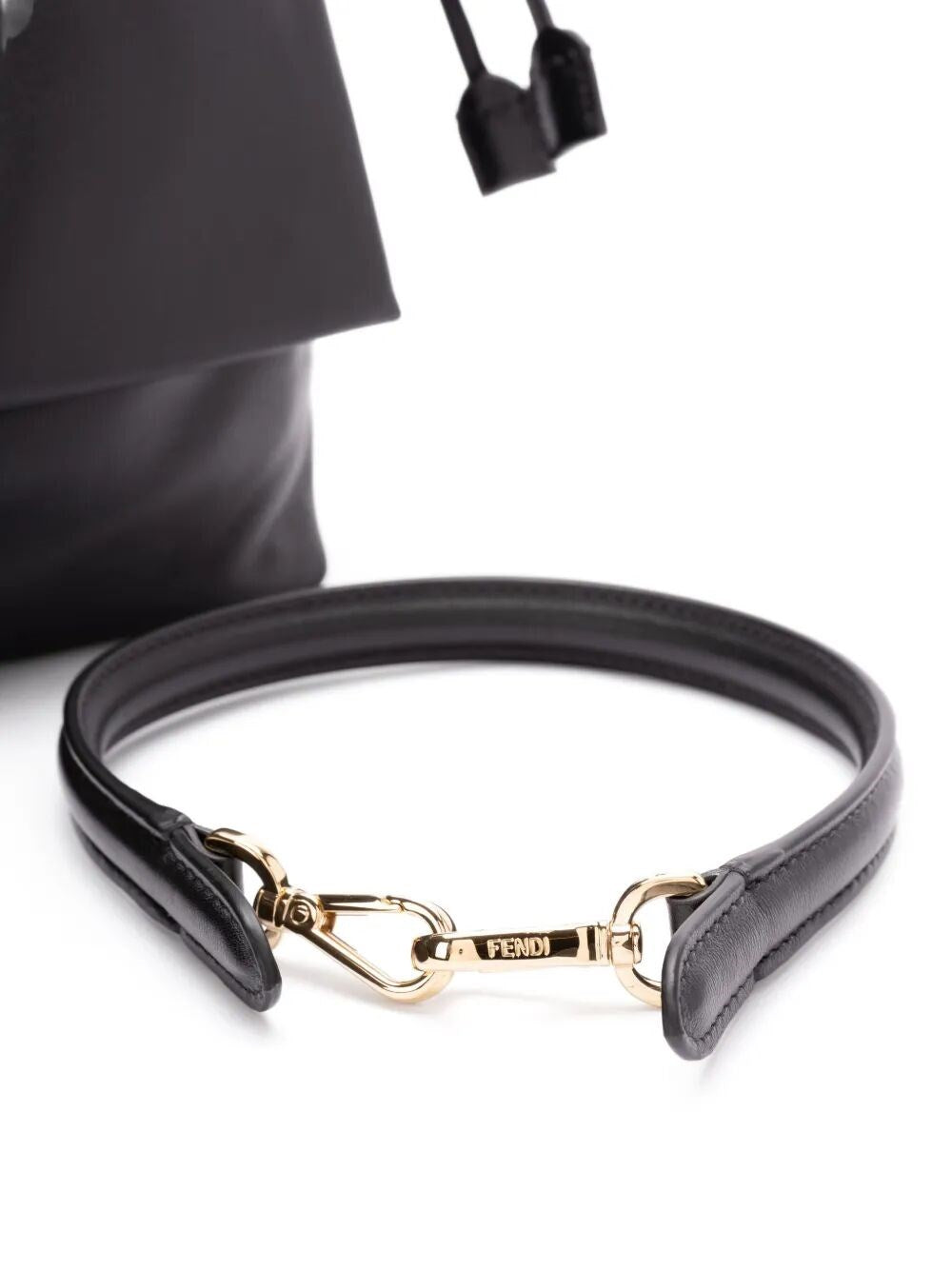 Fendi Mamma Baguette Large shoulder bag in black nappa leather — detail view | La Parisienne Qatar