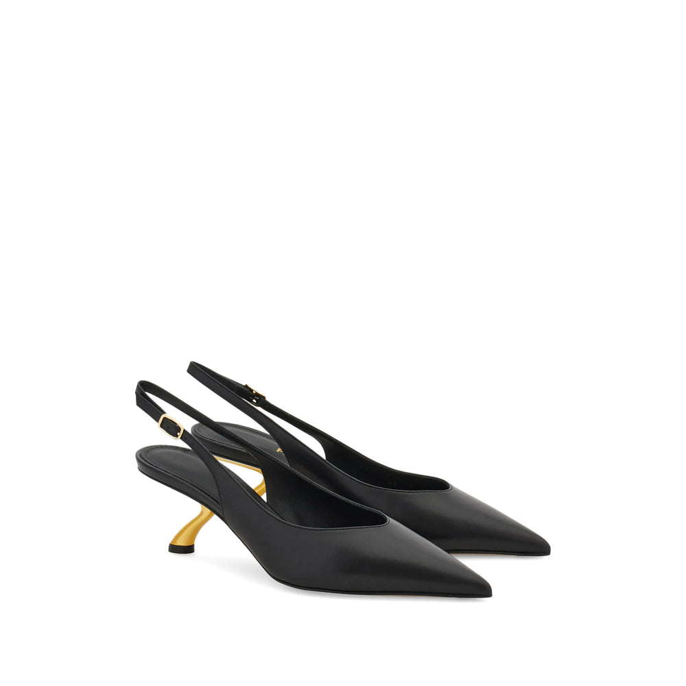Ferragamo classic pumps in black kid leather — alternate angle | La Parisienne Qatar