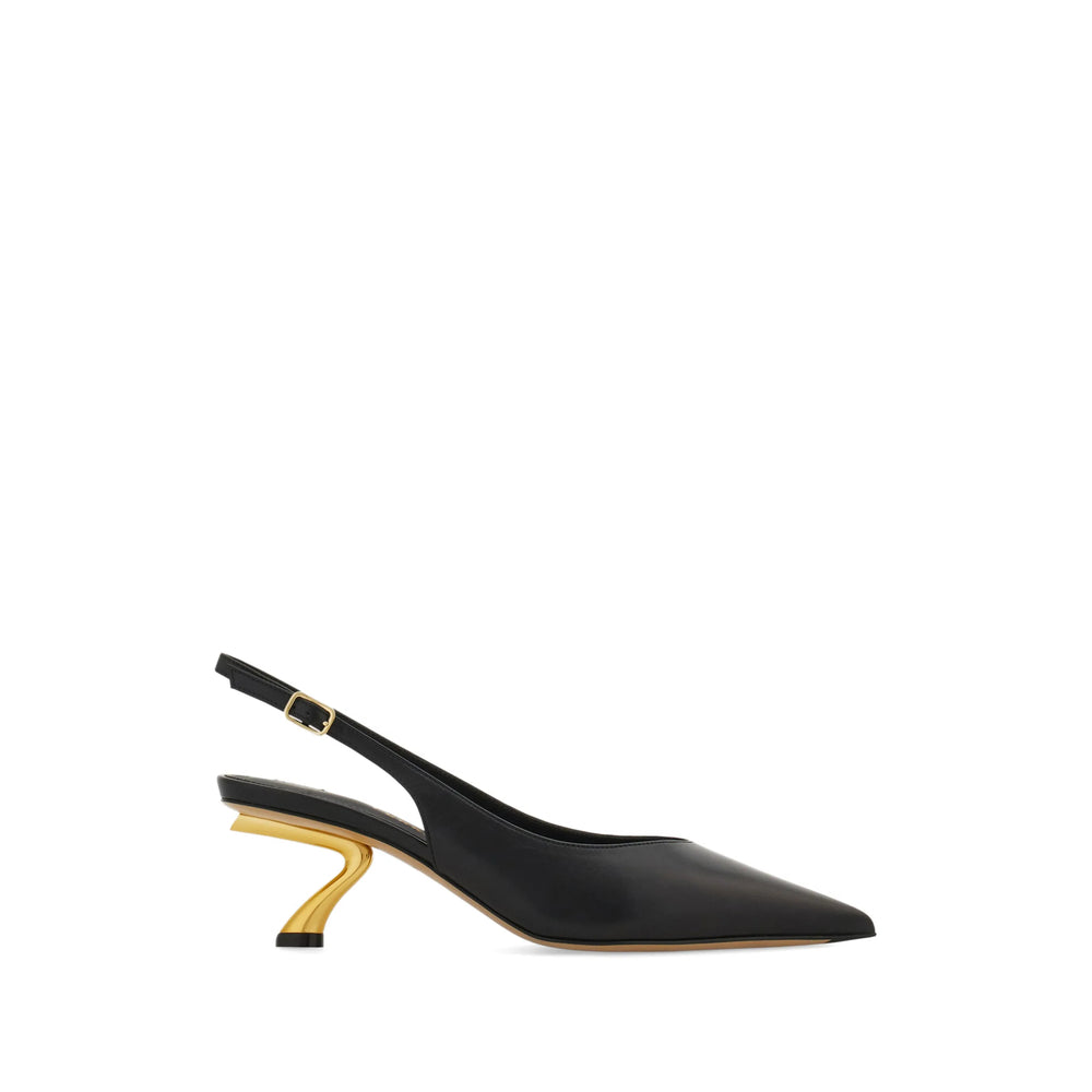 Ferragamo classic pumps in black kid leather — front view | La Parisienne Qatar