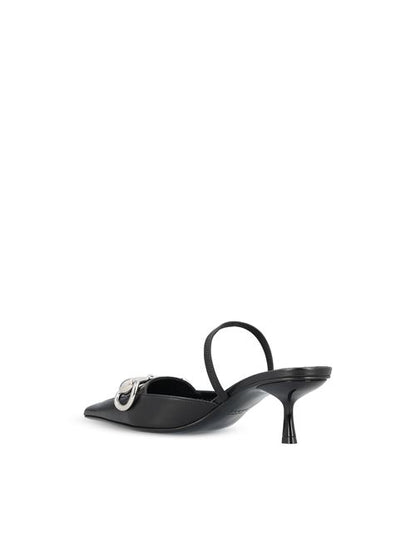Gucci Boulevard slingback pumps in black leather — detail view | La Parisienne Qatar