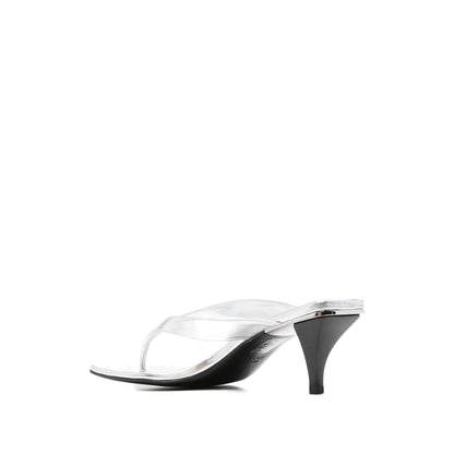 Gucci boots in silver calf leather — side profile | La Parisienne Qatar