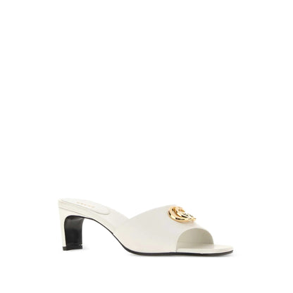 Gucci loafers in white calf leather — front view | La Parisienne Qatar
