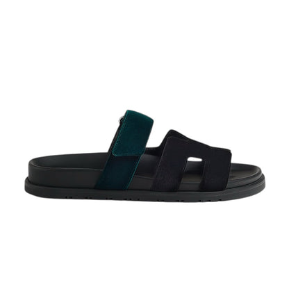 Hermès Chypre black and green mousse velvet sandal — side profile | La Parisienne Qatar