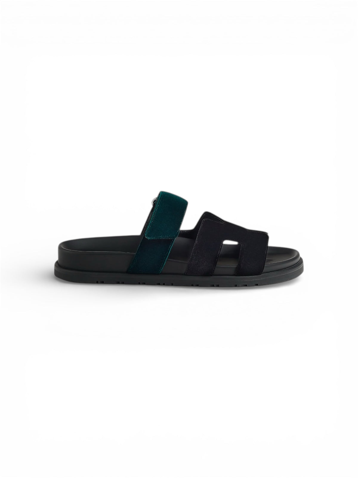 Hermès Chypre black and green mousse velvet sandal — front view | La Parisienne Qatar