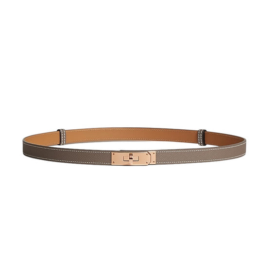 Hermès Kelly 18 belt in étoupe Epsom calfskin — front view | La Parisienne Qatar
