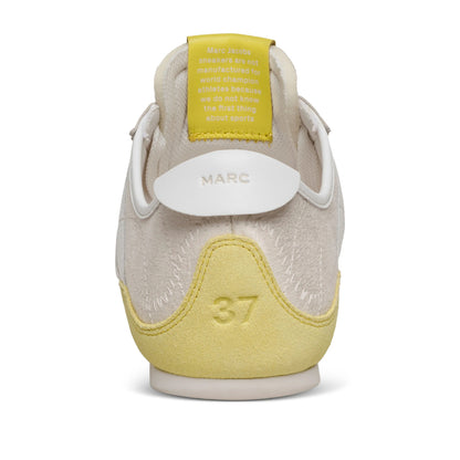 Marc Jacobs sneakers in neutral tones — detail view | La Parisienne Qatar
