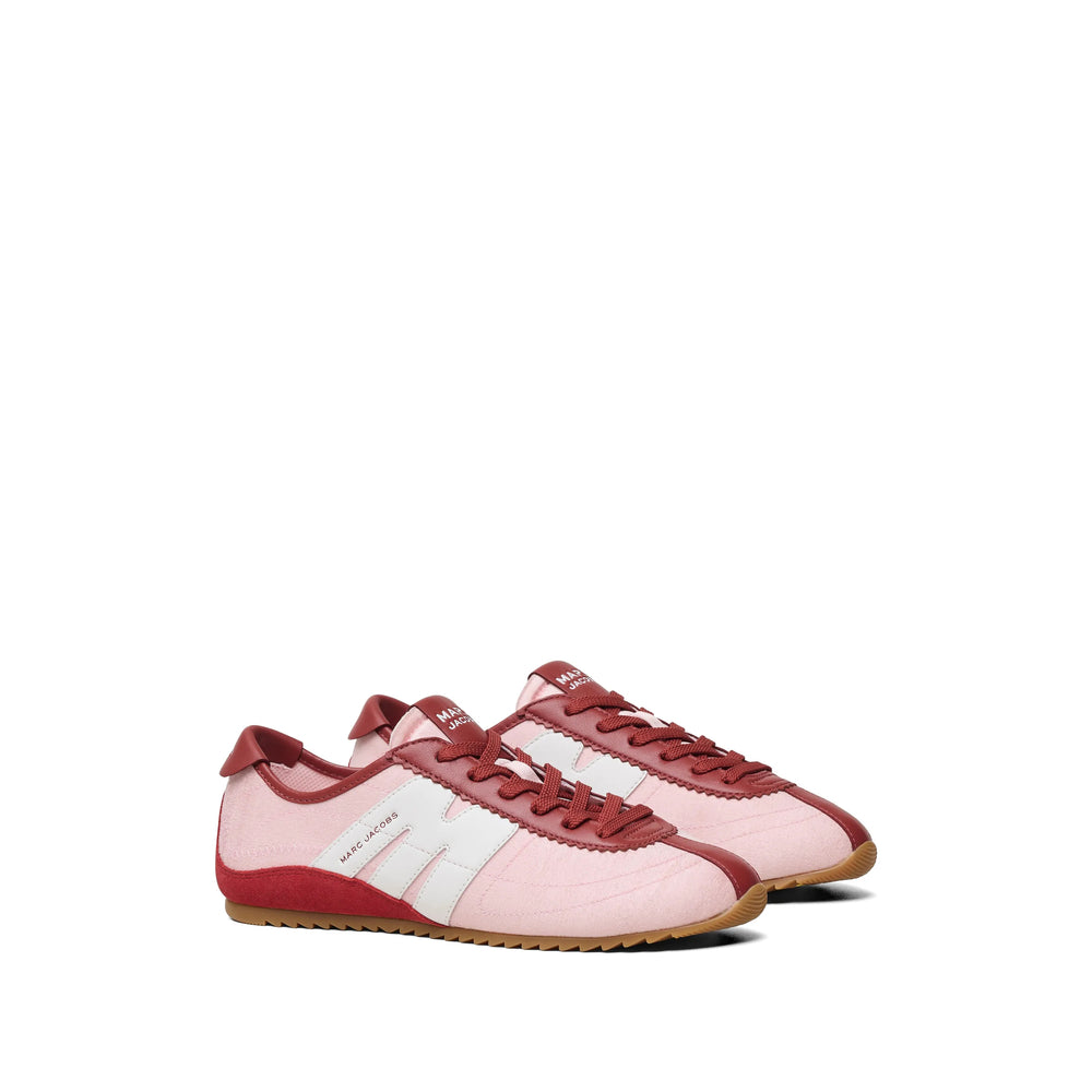 Marc Jacobs sneakers in pink — styling view | La Parisienne Qatar