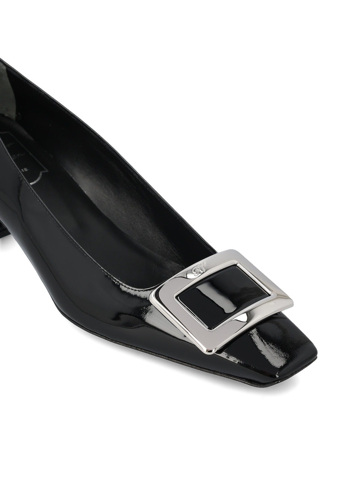 Roger Vivier Belle Vivier pumps in glossy patent leather — rear view | La Parisienne Qatar