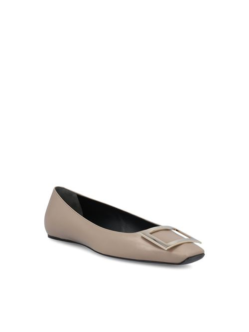 Roger Vivier buckle ballerinas in leather — rear view | La Parisienne Qatar