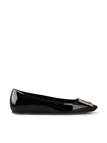 Roger Vivier Trompette ballerinas in patent leather — front view | La Parisienne Qatar