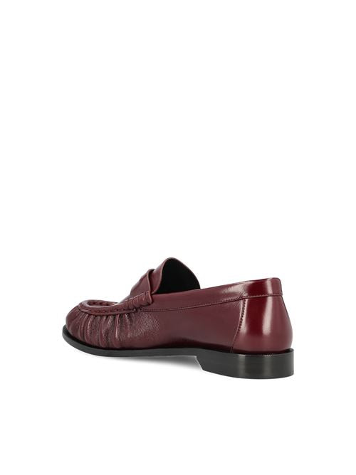 Saint Laurent Le Loafer Morbidi in red calfskin — detail view | La Parisienne Qatar